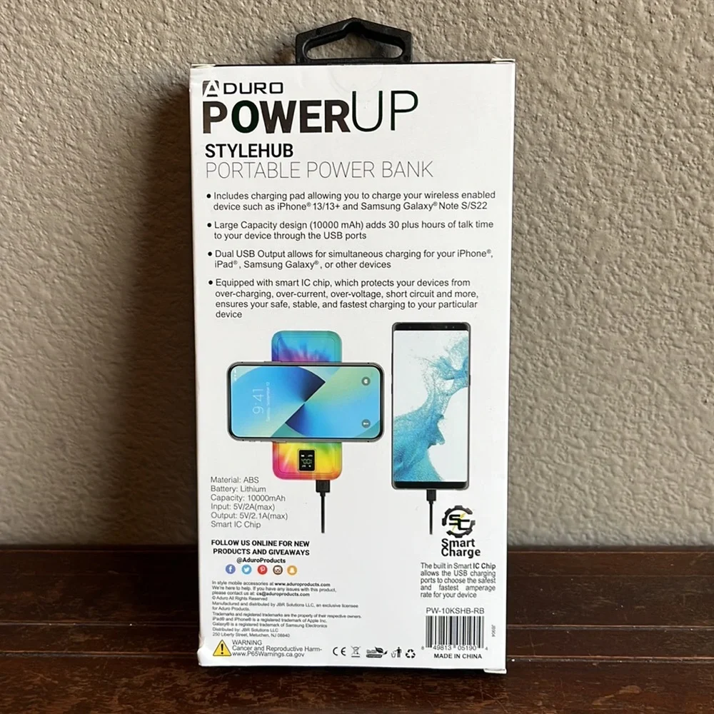 NWT POWERUP STYLEHUB WIRELESS CHARGING 10,000MAH DUAL USB BACKUP BATTERY